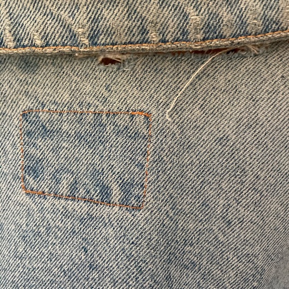 Vintage trucker Jean jacket - Picture 6 of 13